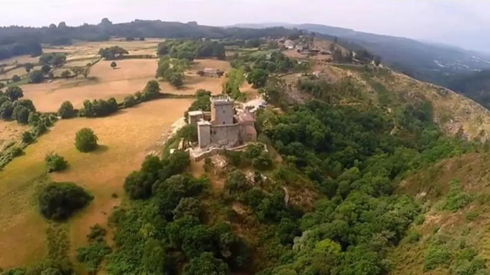 Castelo de de Pambre en Palas de Rei a uns 2 km de onde po&ntilde;erian a pasteira