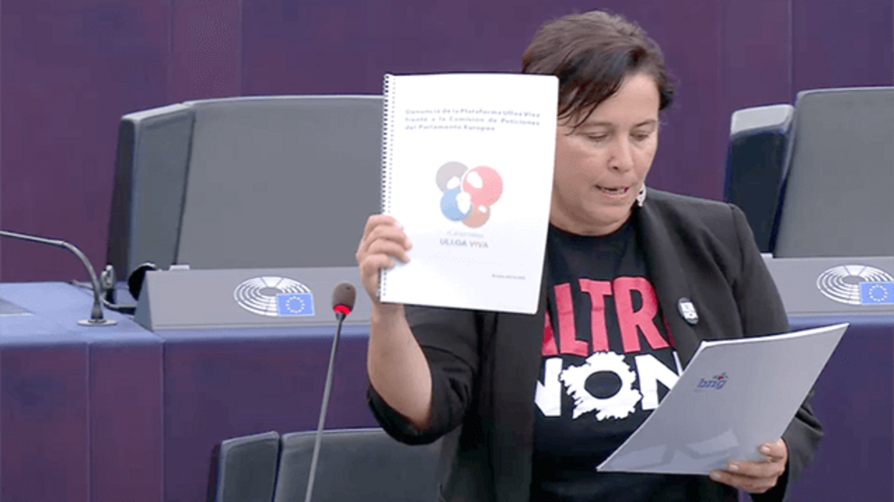 Ana Miranda Altri pleno port