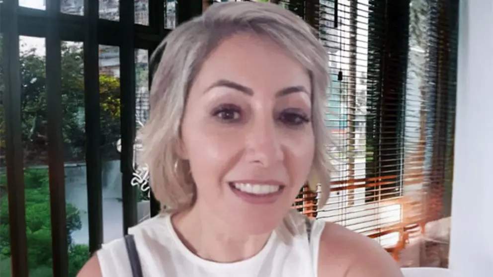Alejandra Fern&aacute;ndez port