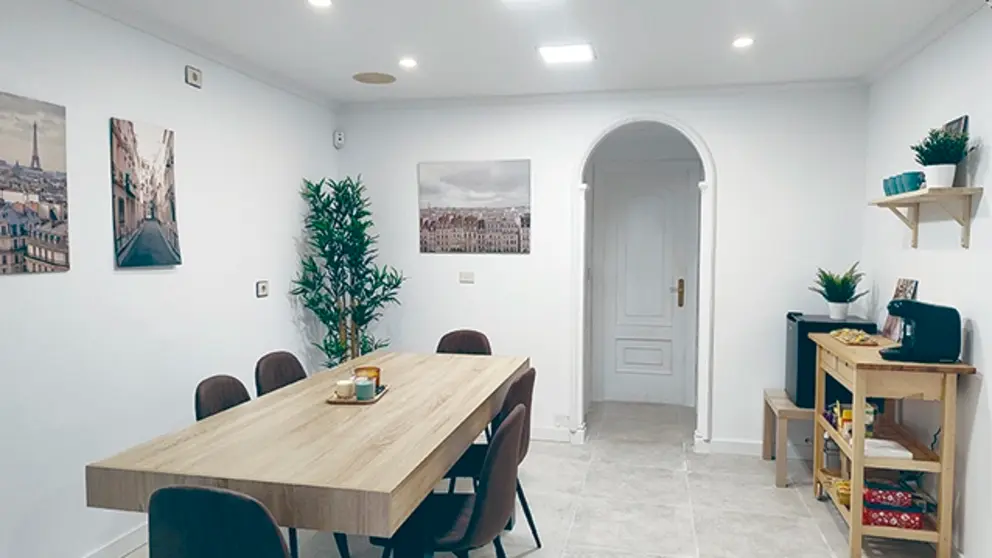 Wengu&eacute; Sala de Reuniones