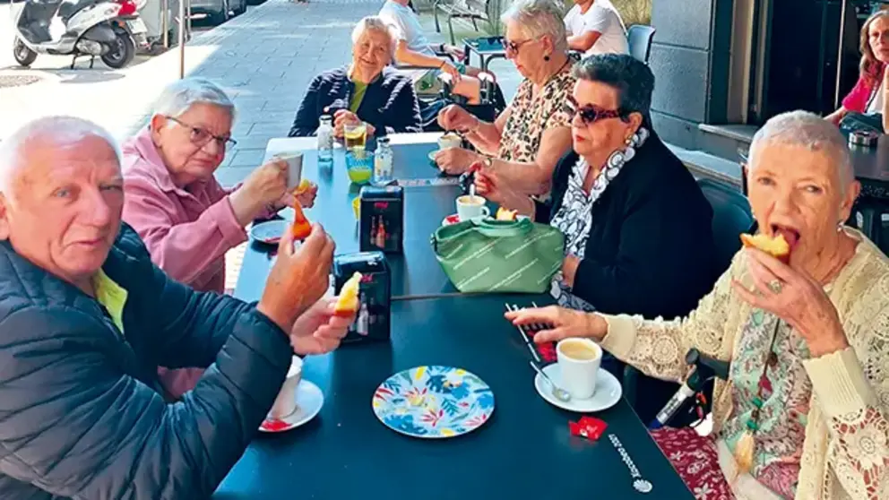 Frama. Socializando.