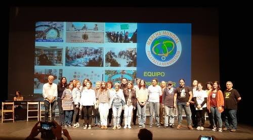 Colectivos participantes en el lanzamiento de la 2ª Marcha Mundial por la Paz y la Noviolencia en A Coruña